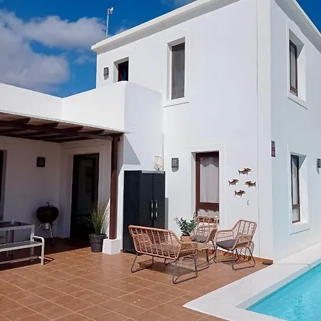 Splendid Casa Papagayo, Heated Pool, Roofterrace With Views And Wifi Villa Playa Blanca  Exterior photo